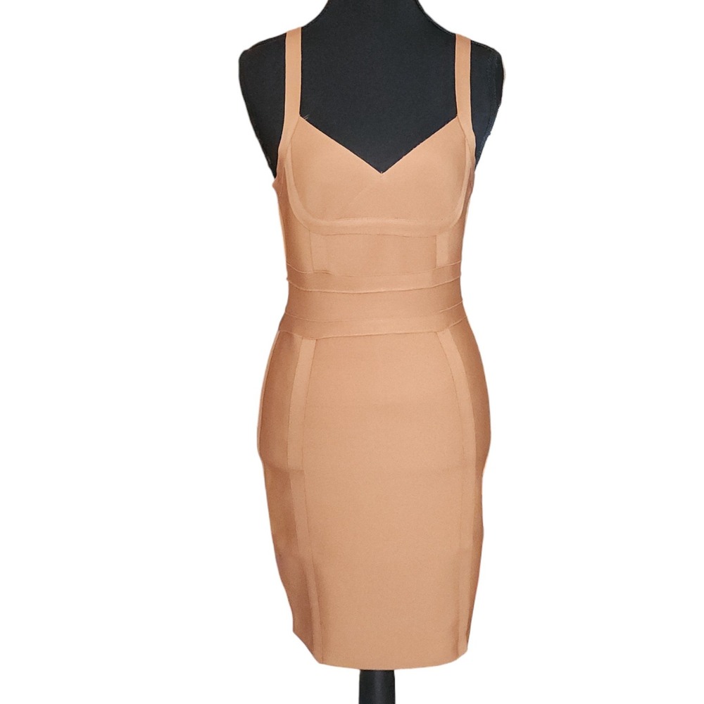 Charlotte Russe Sweetheart Bandage Bodycon Dress Y2K Medium Baddie NWOT - Picture 1 of 4